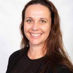 Dr Gabrielle Campbell